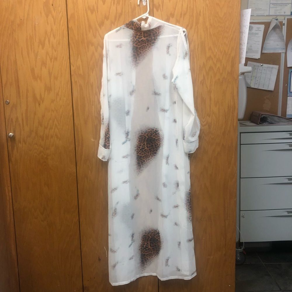Animal Print Sheer Cover Up Size Medium - Picture 5 of 7